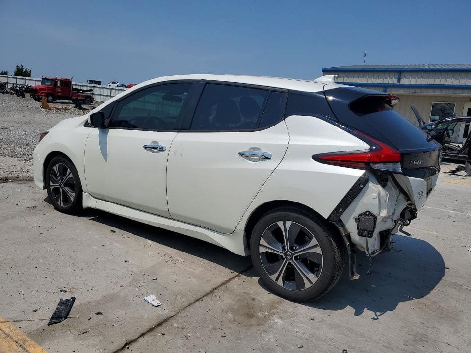 2022 NISSAN LEAF SV 2