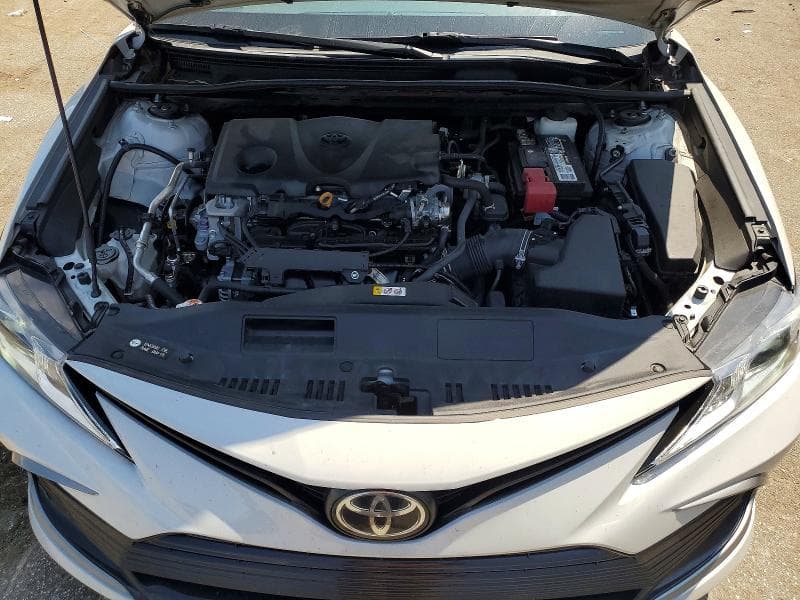 2022 TOYOTA CAMRY LE 11
