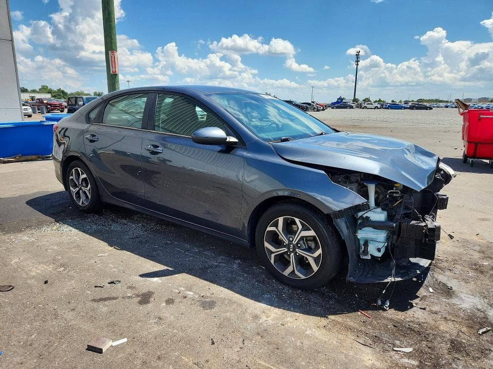 2020 KIA FORTE LXS 4