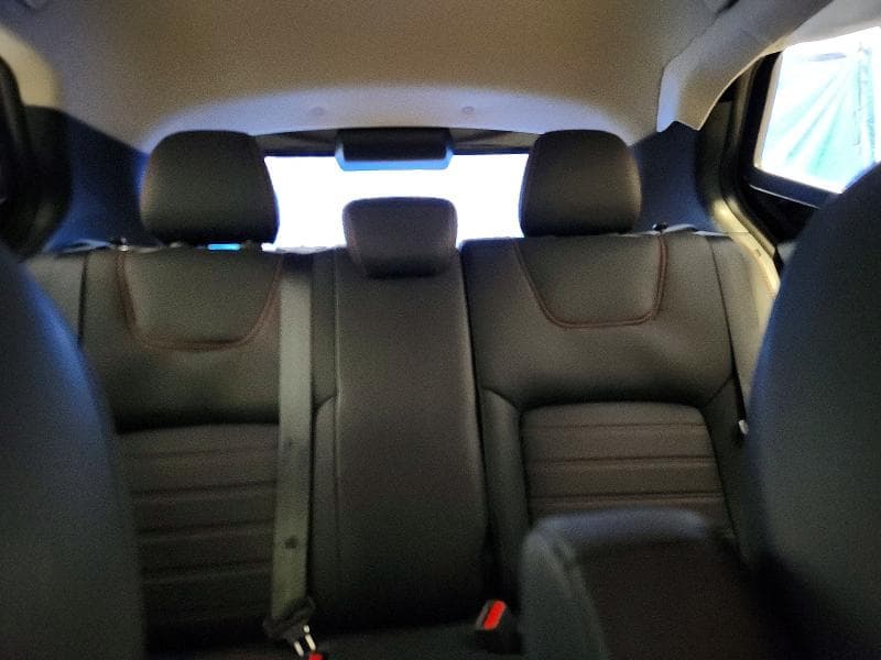 2019 NISSAN KICKS SR 10