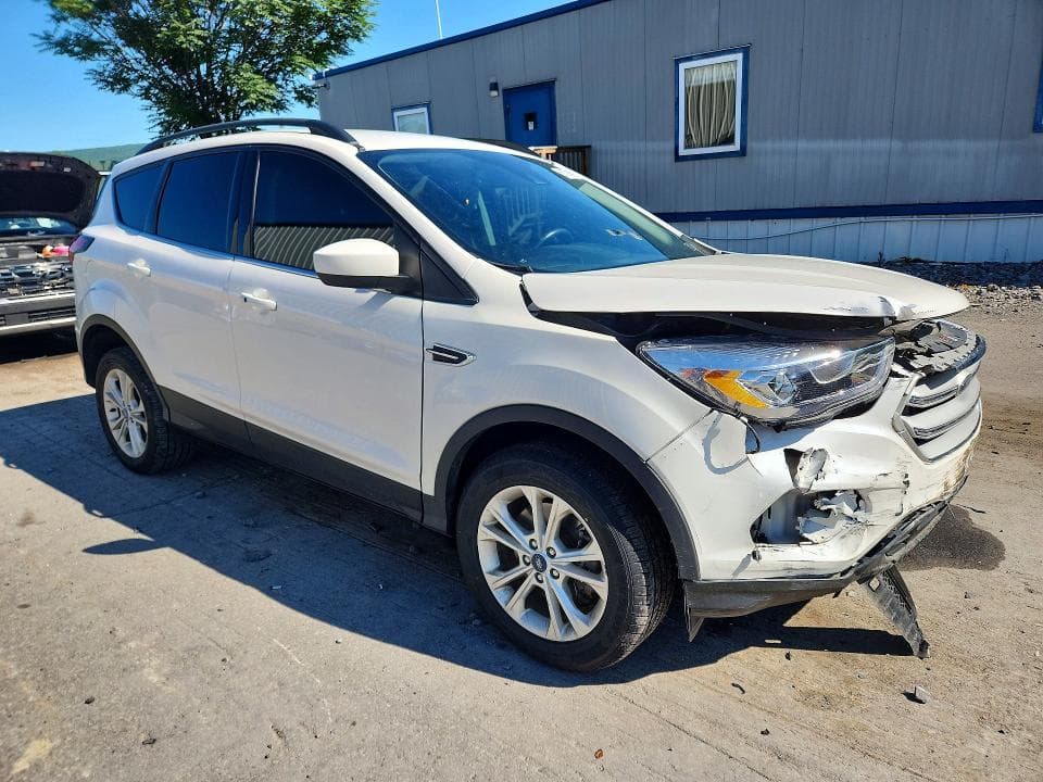 2019 FORD ESCAPE SEL 4