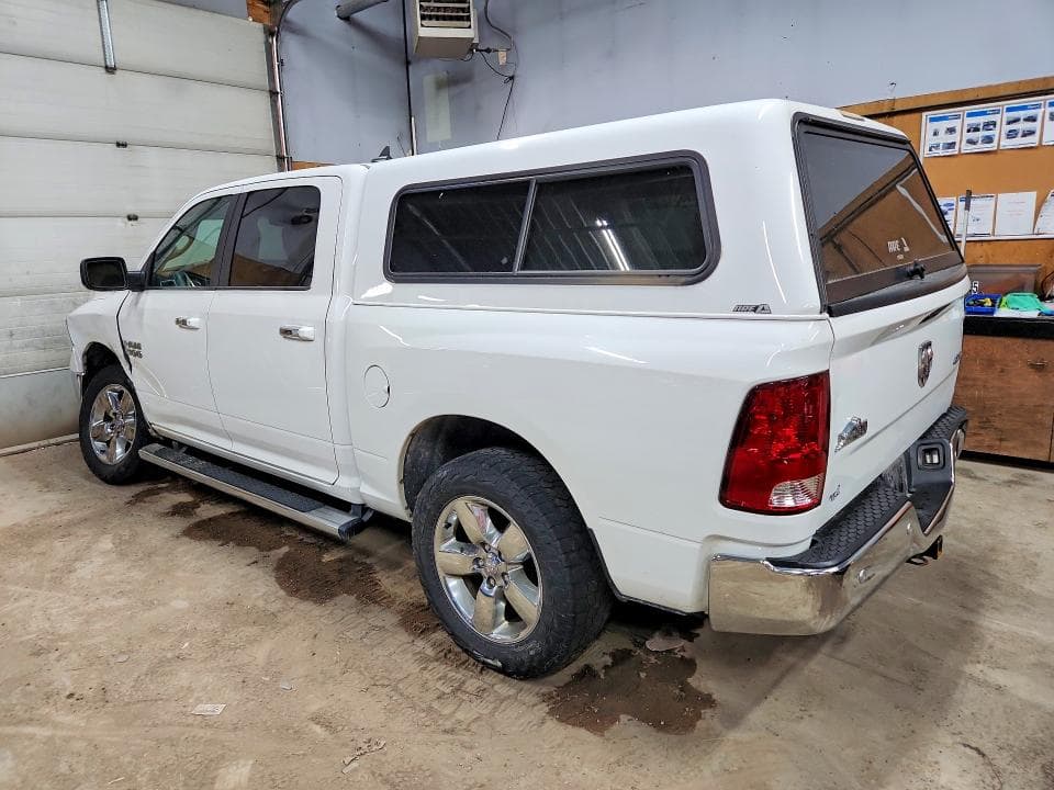 2017 RAM 1500 SLT 2
