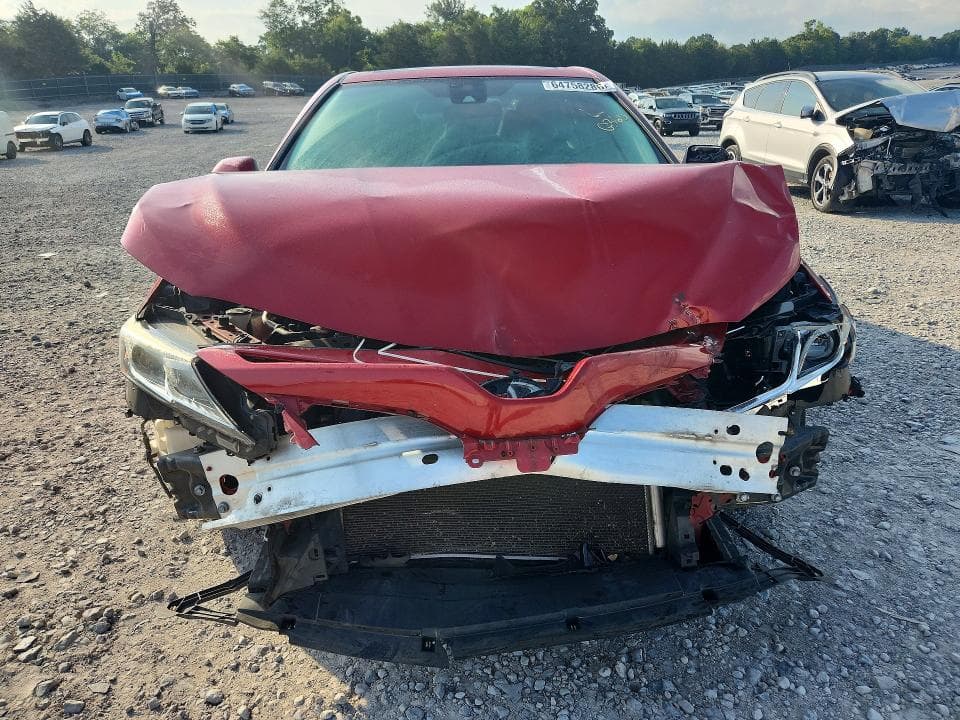 2019 TOYOTA CAMRY SE 5