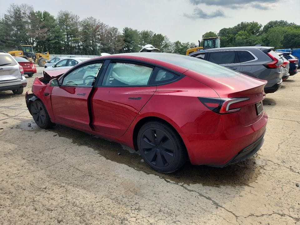 2025 TESLA MODEL 3 2