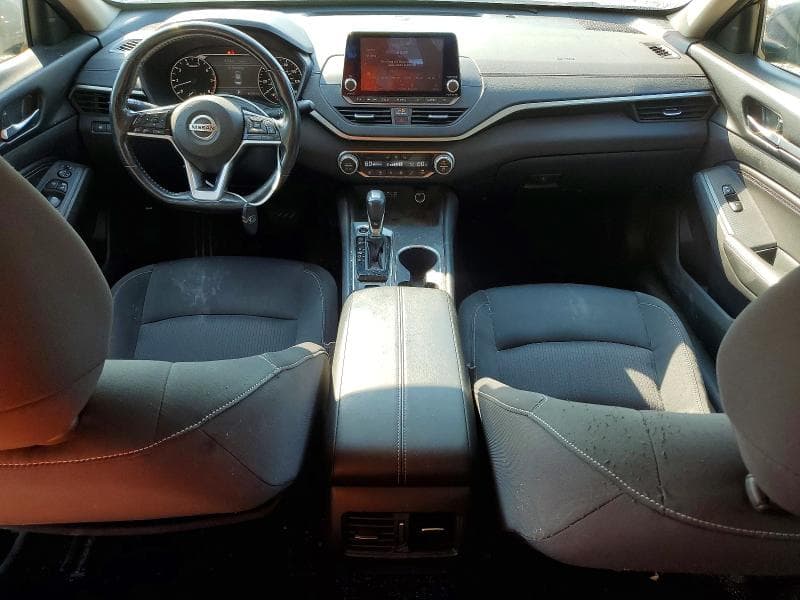 2019 NISSAN ALTIMA SV 8