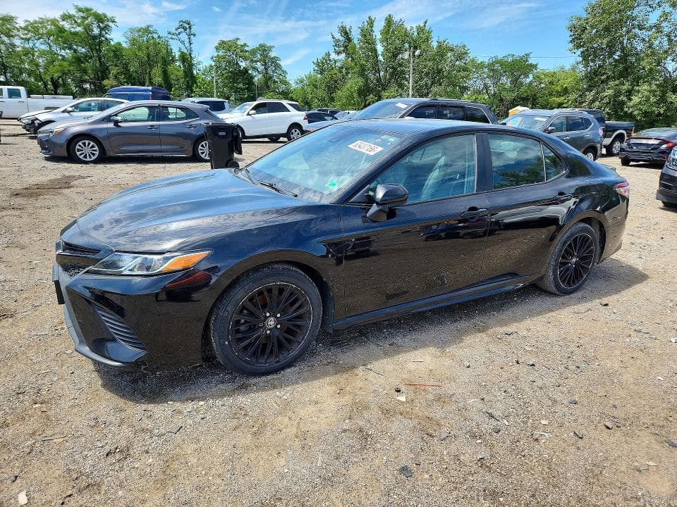 2020 TOYOTA CAMRY SE NIGHTSHADE - 1