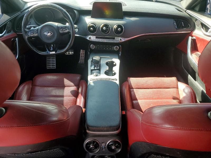 2020 KIA STINGER GT2 8