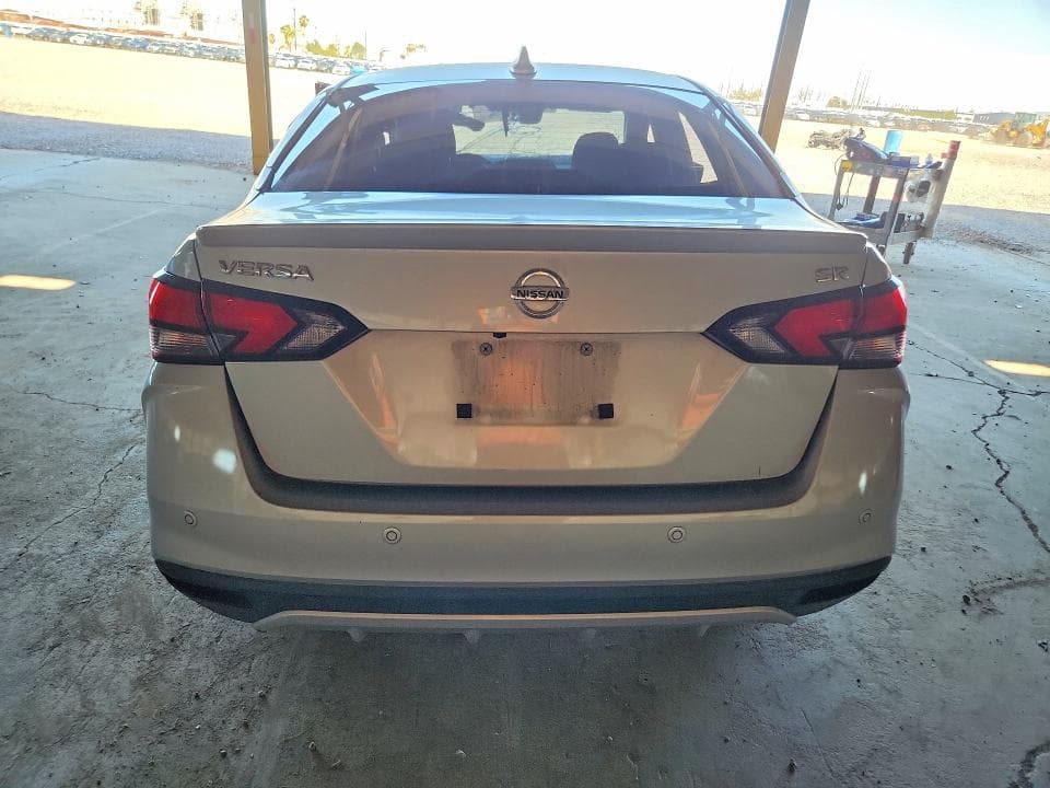 2022 NISSAN VERSA SR 6