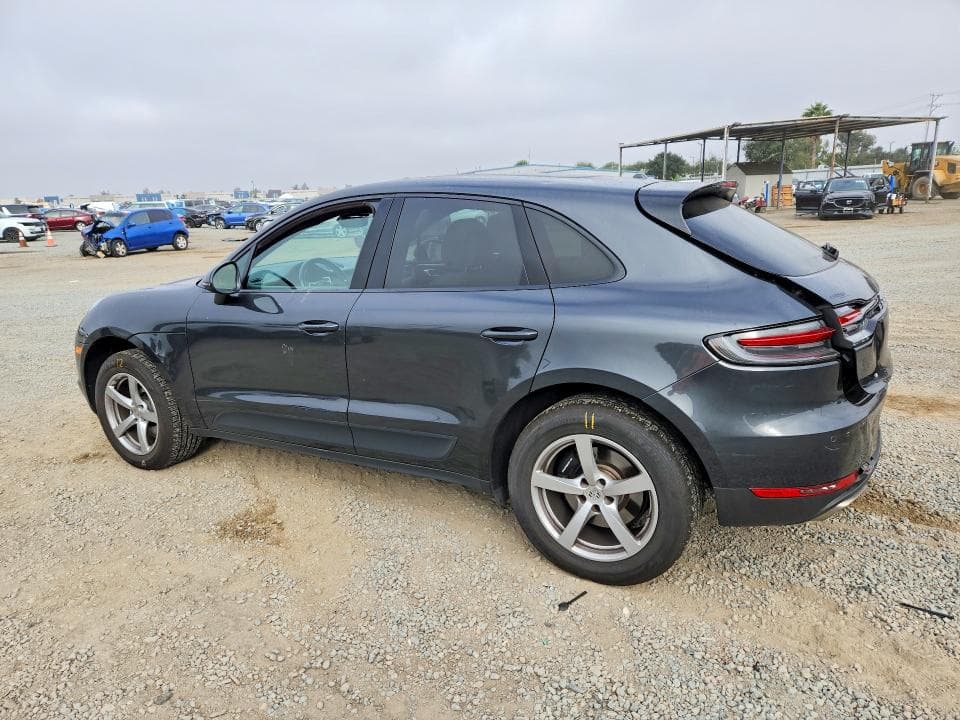 2019 PORSCHE MACAN 2