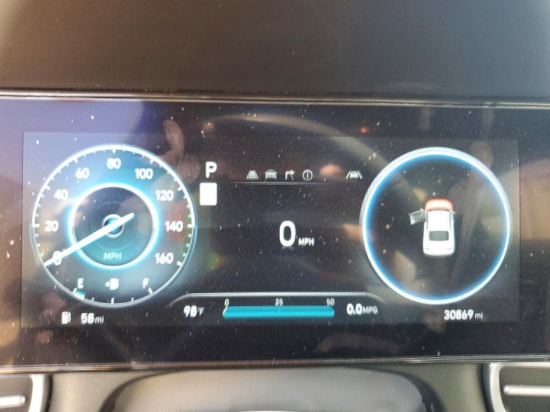 2025 HYUNDAI ELANTRA SEL 9