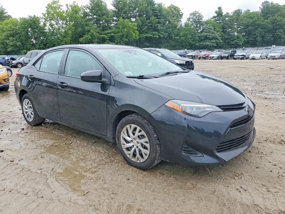 2019 TOYOTA COROLLA LE 4
