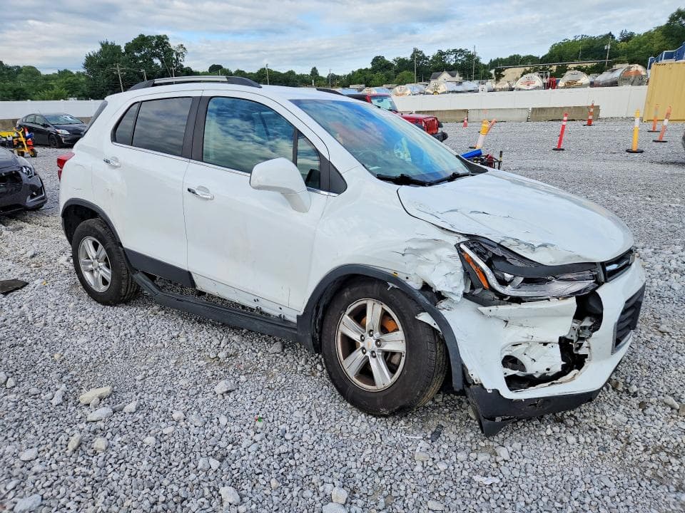 2018 CHEVROLET TRAX 1LT 4