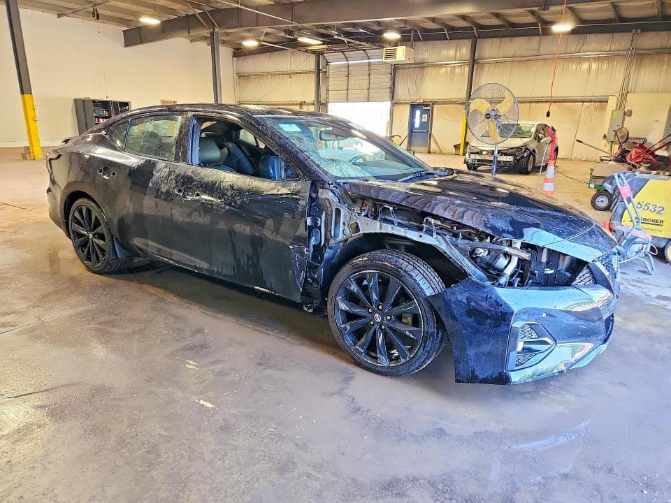 2022 NISSAN MAXIMA SR 4