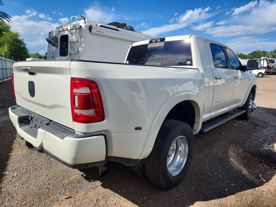 2022 RAM 3500 LARAMIE 3