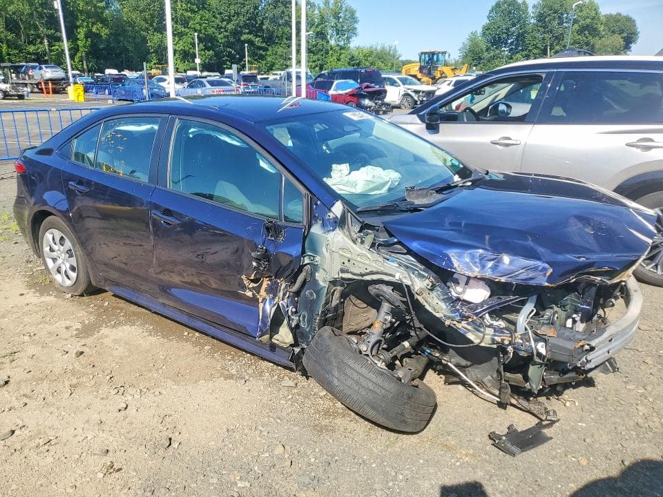 2024 TOYOTA COROLLA LE 4