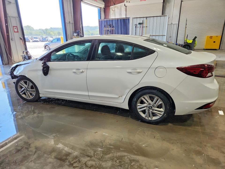 2020 HYUNDAI ELANTRA SEL 2