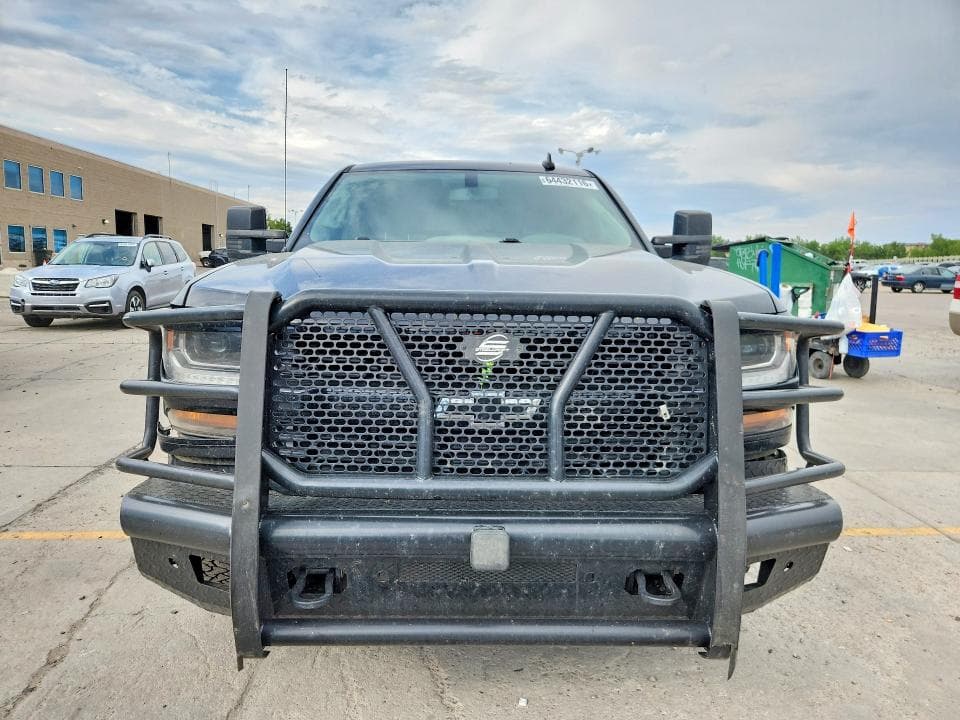 2017 CHEVROLET SILVERADO K1500 5