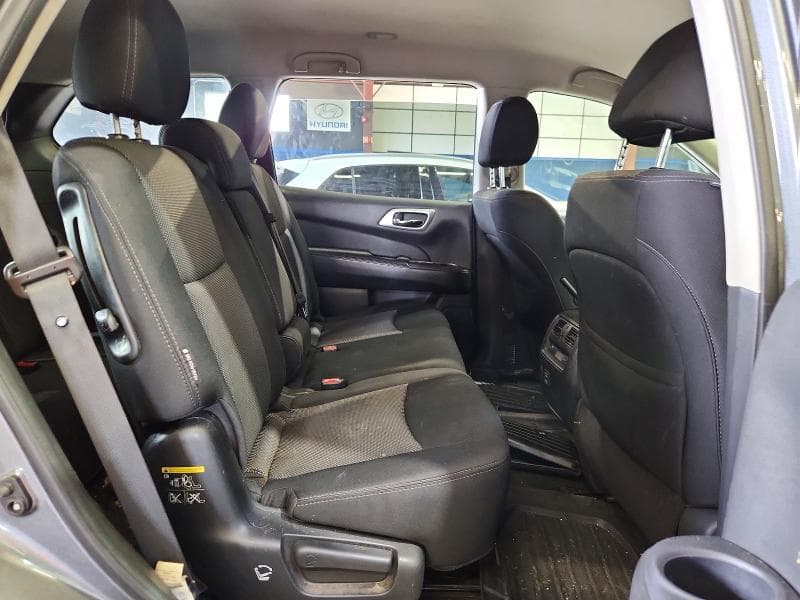 2018 NISSAN PATHFINDER S 11