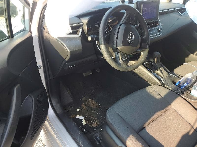 2023 TOYOTA COROLLA LE 8