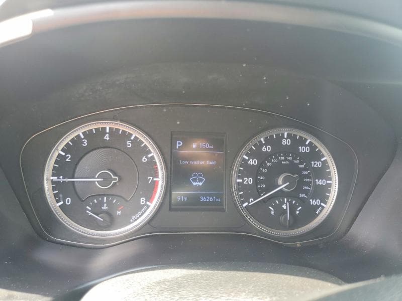 2020 HYUNDAI SANTA FE SE 9