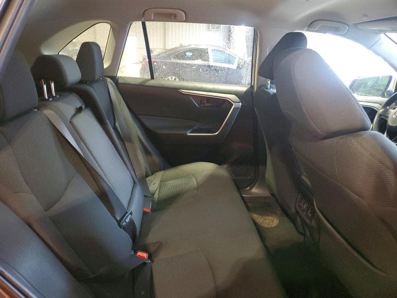 2024 TOYOTA RAV4 LE 10