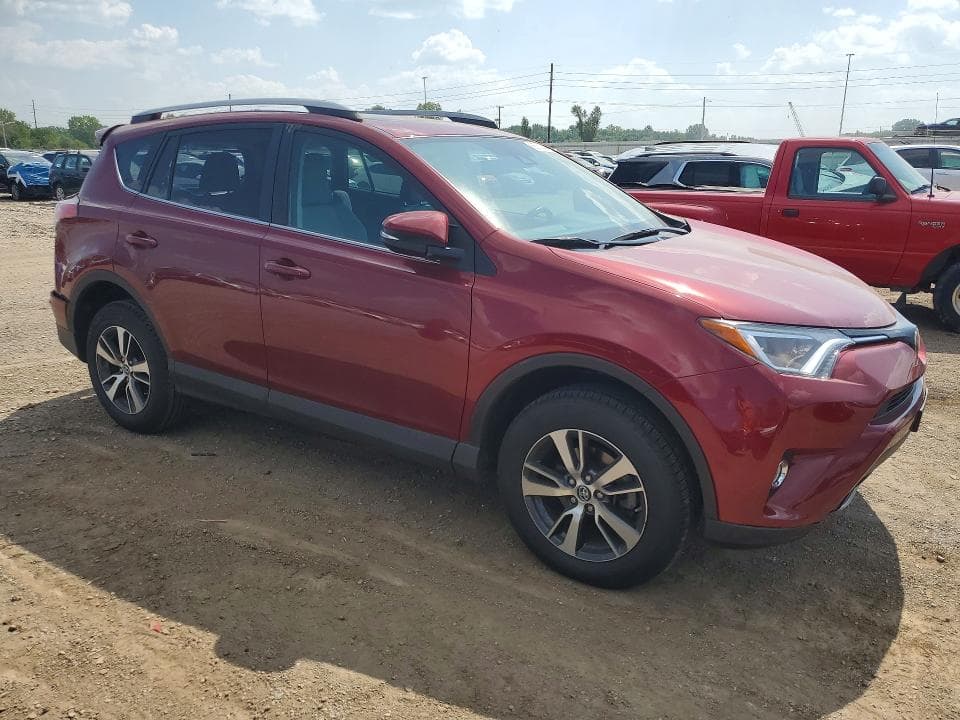 2018 TOYOTA RAV4 XLE 4