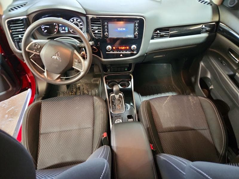 2020 MITSUBISHI OUTLANDER SE 8