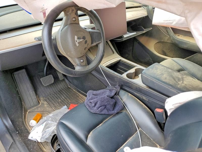 2023 TESLA MODEL Y 8