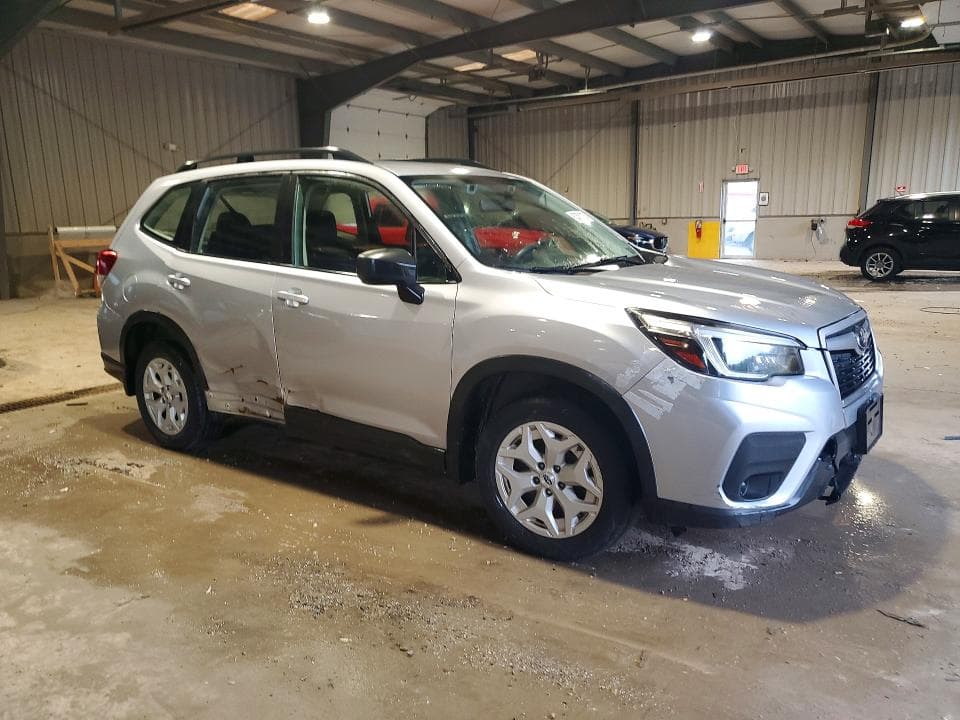 2021 SUBARU FORESTER 4