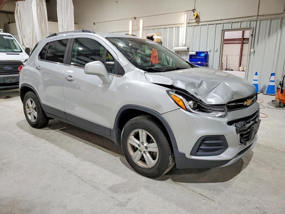 2018 CHEVROLET TRAX 1LT 4