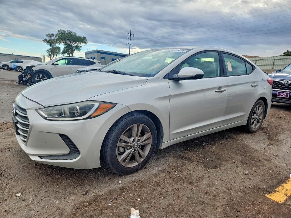 2017 HYUNDAI ELANTRA SE