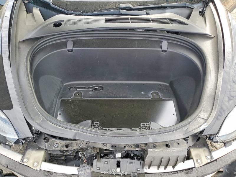 2018 TESLA MODEL 3 11