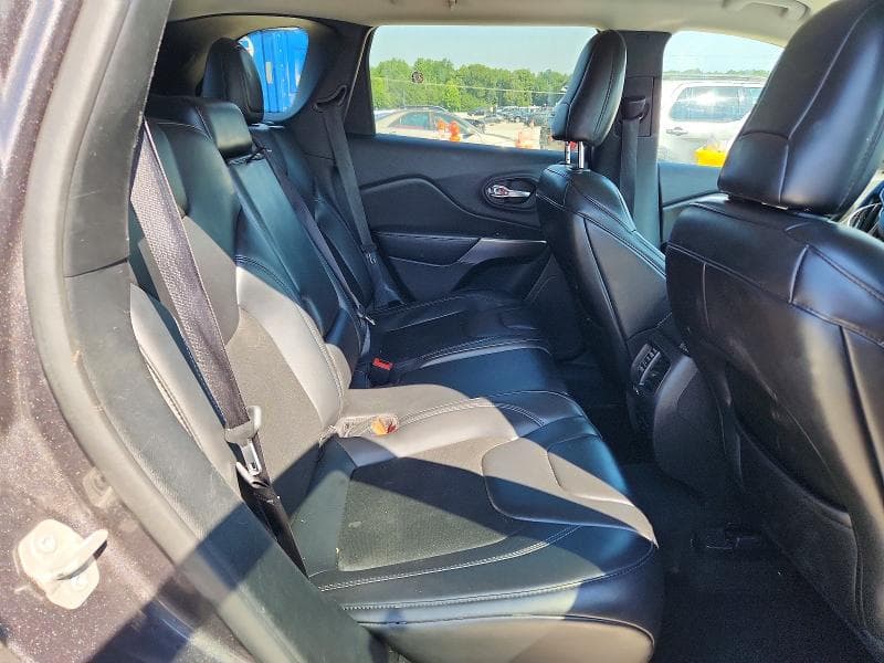 2019 JEEP CHEROKEE LATITUDE PLUS 11