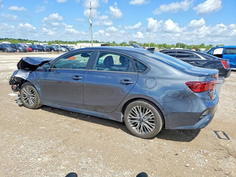2024 KIA FORTE GT LINE 2