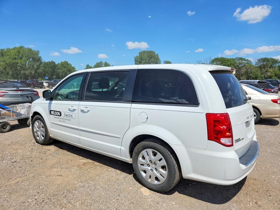2017 DODGE GRAND CARAVAN SE 2