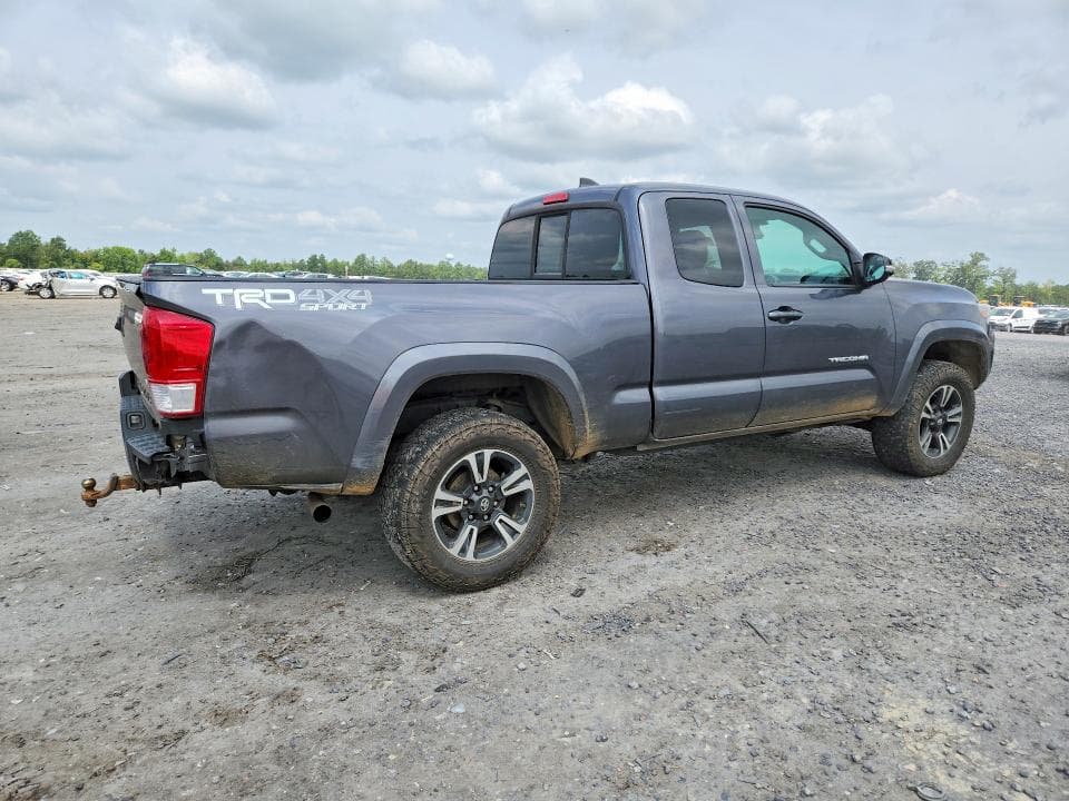 2018 TOYOTA TACOMA 3