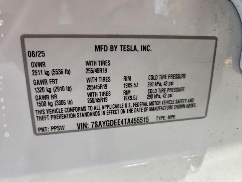 2026 TESLA MODEL Y 12
