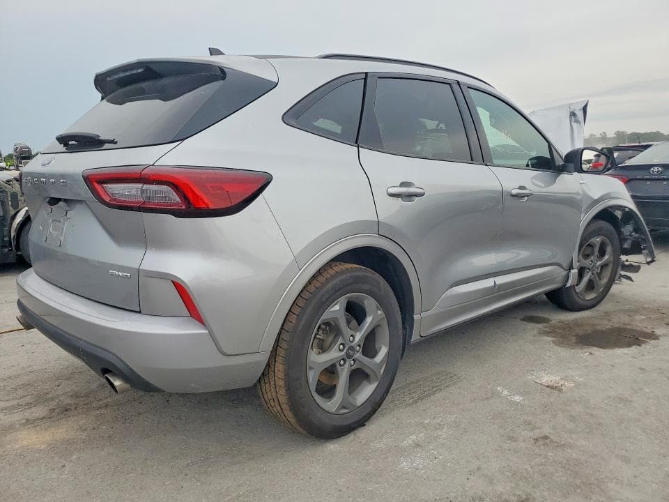 2024 FORD ESCAPE ST LINE 3