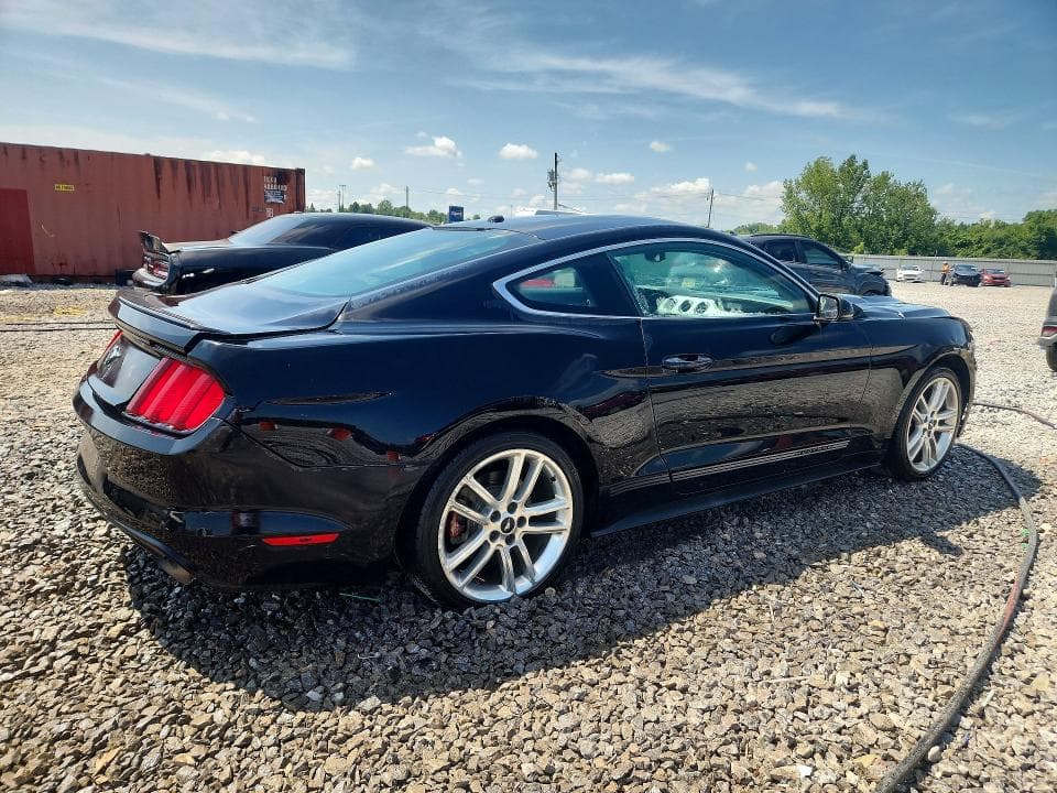 2017 FORD MUSTANG 3