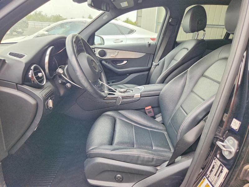2019 MERCEDES-BENZ GLC 300 4MATIC 7