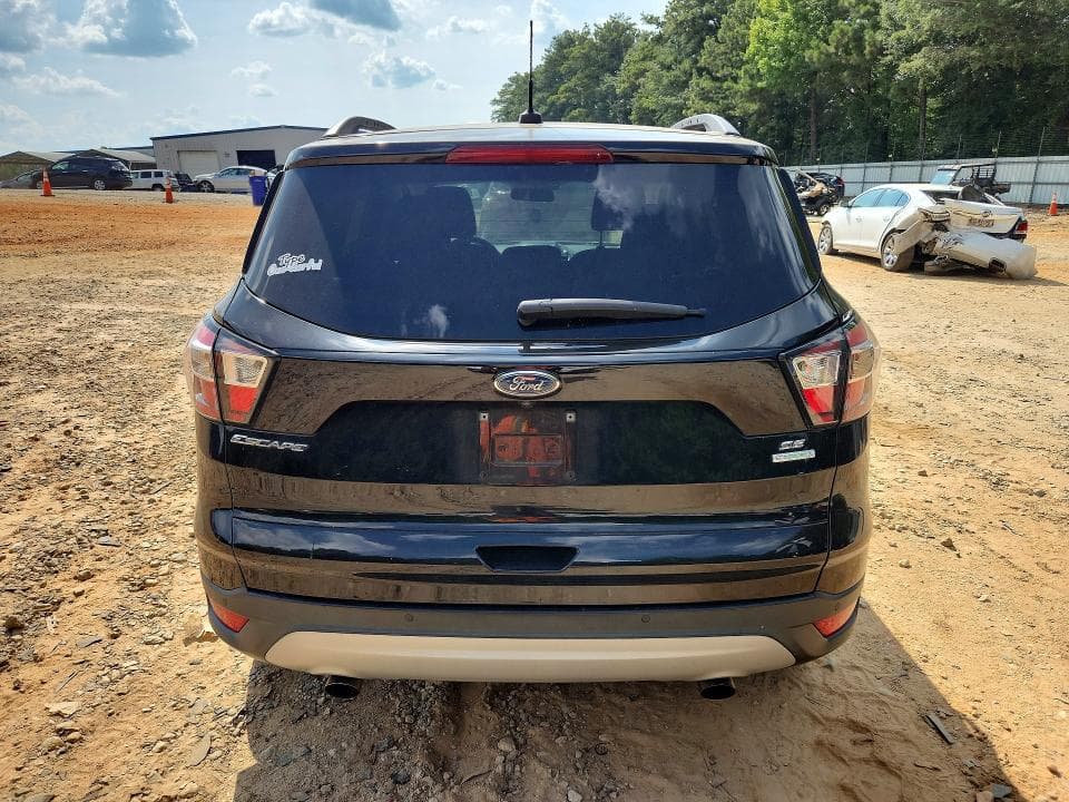 2017 FORD ESCAPE SE 6
