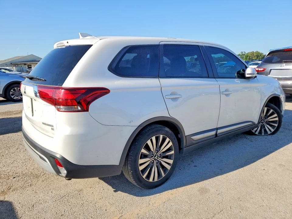 2019 MITSUBISHI OUTLANDER SE 3