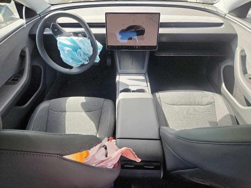 2026 TESLA MODEL 3 8