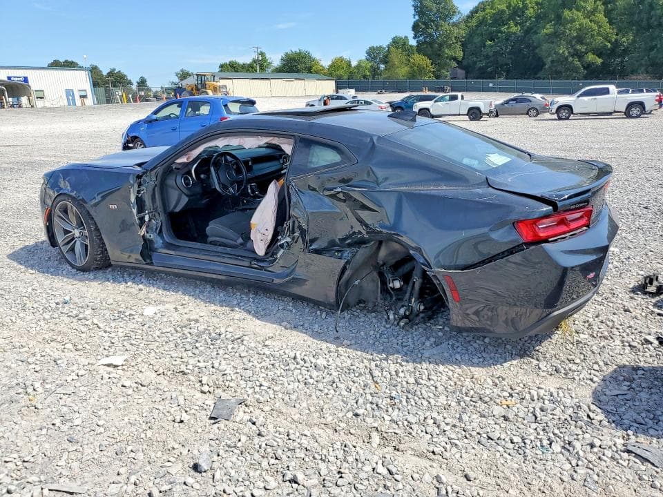 2018 CHEVROLET CAMARO LT 2