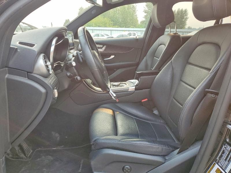 2018 MERCEDES-BENZ GLC 300 4MATIC 7