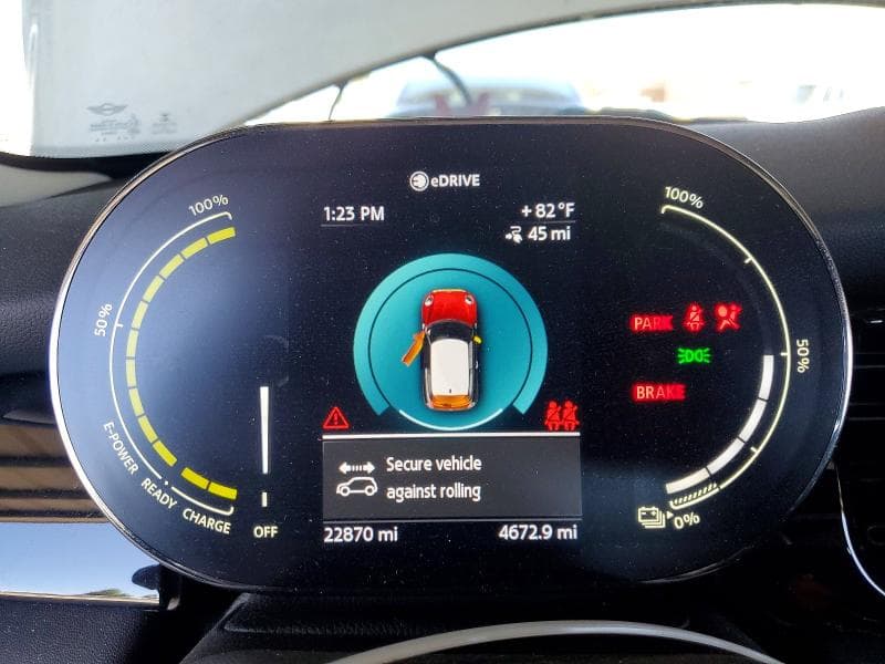 2022 MINI COOPER SE 9