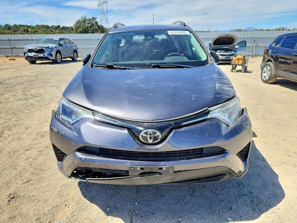 2017 TOYOTA RAV4 LE 5