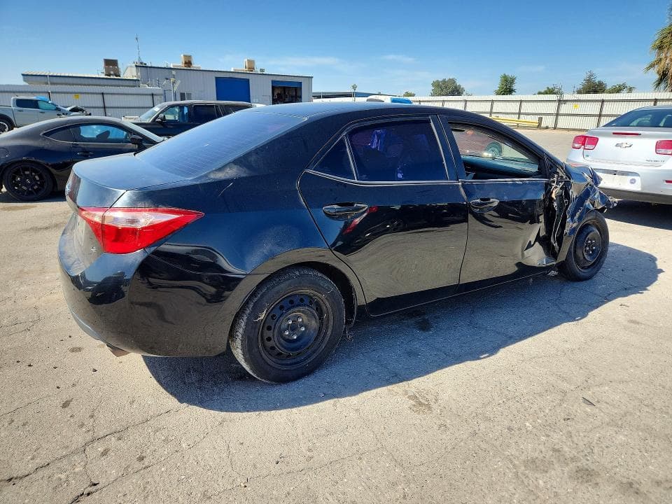 2018 TOYOTA COROLLA LE 3