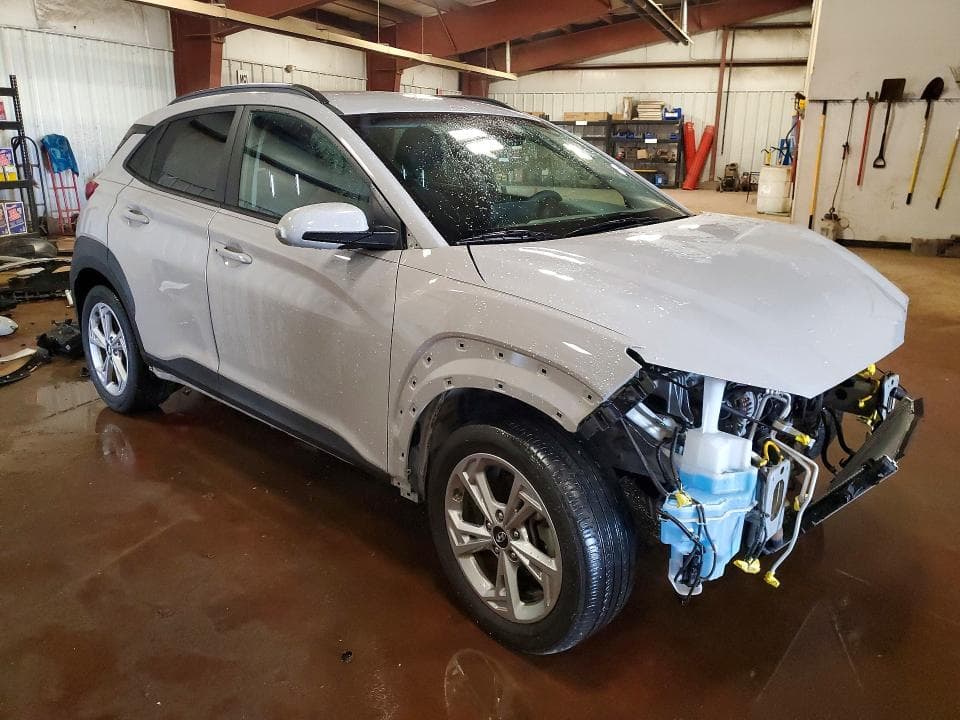 2023 HYUNDAI KONA SEL 4