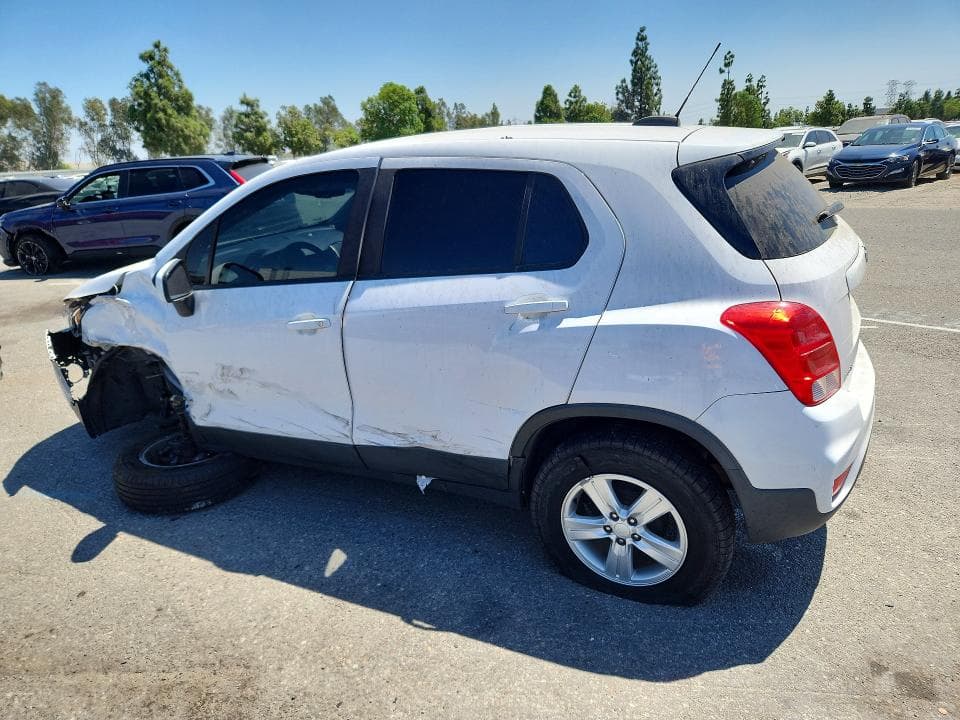 2020 CHEVROLET TRAX LS 2